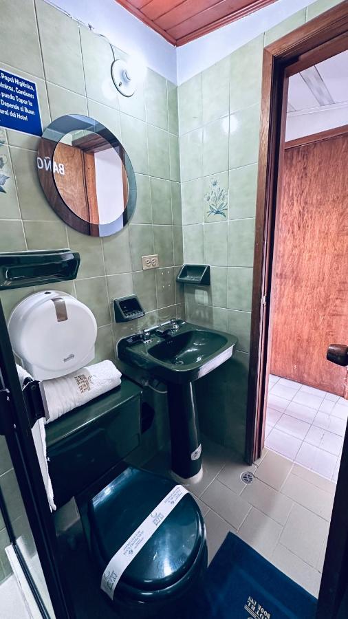 פאיפה Hotel Rook Inn מראה חיצוני תמונה